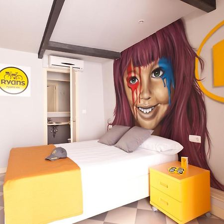 Ryans Budget Ibiza Exteriér fotografie